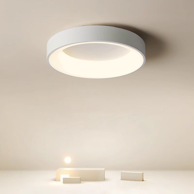 Contemporary Nordic Round Aluminum Acrylic LED Flush Mount Ceiling Light for Living Room