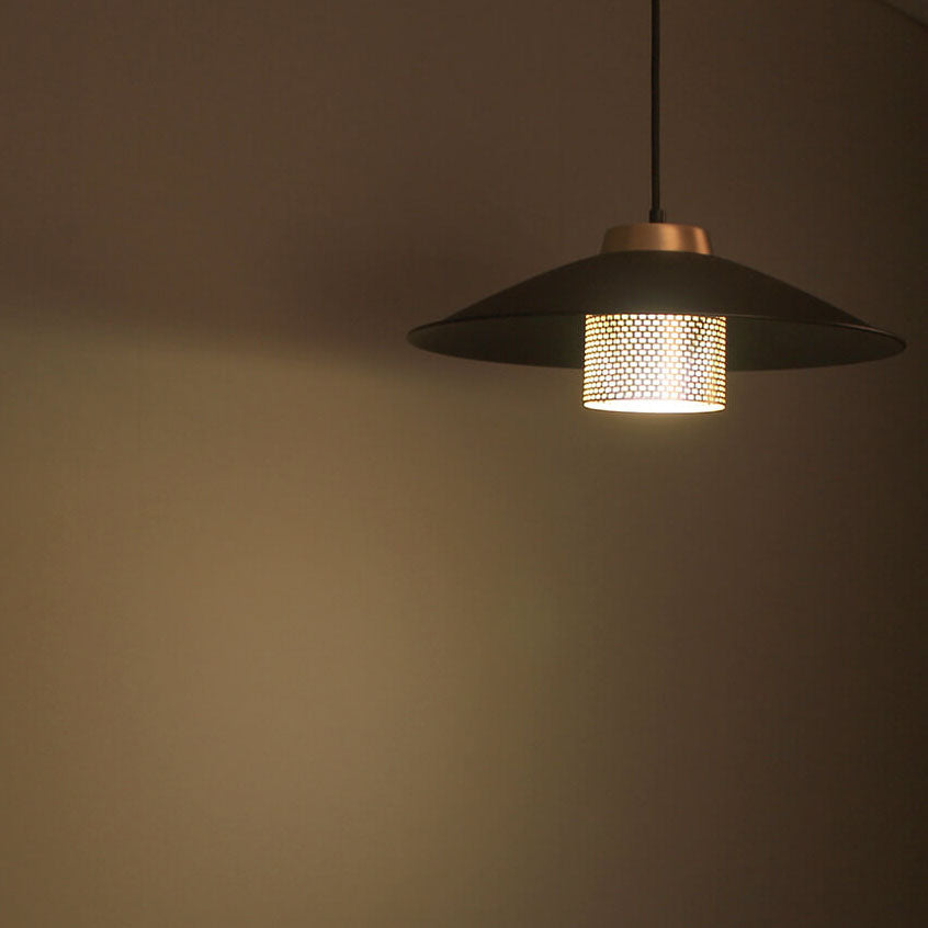 Industrial Simple Scalloped Wrought Iron 1-light Pendant Light