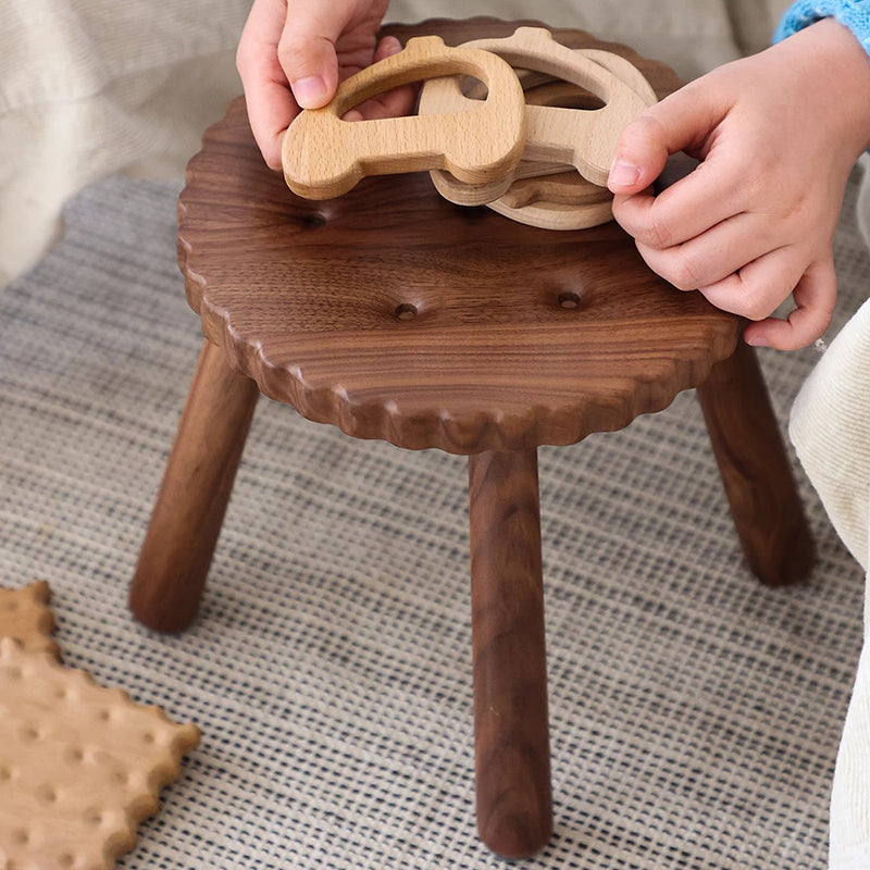 Lumendat Contemporary Creative Round Cookie-Shaped Black Walnut Solid Wood Kids Low Stool For Living Room Lumendat