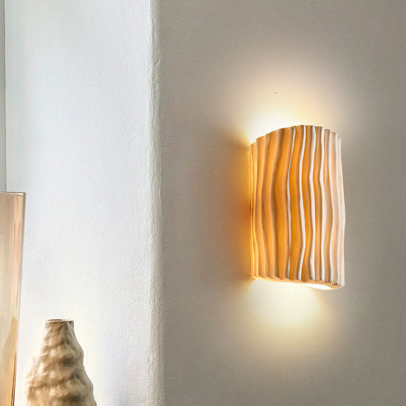 Contemporary Nordic Resin Striped Half Cylinder 2-Light Wall Sconce Lamp for Living Room Lumendat