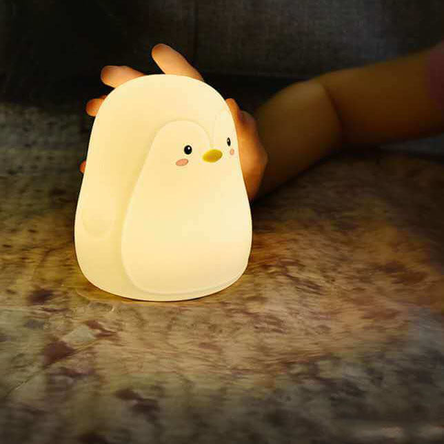 Lumendat Cartoon Penguin Silicone USB LED Kids Night Light Table Lamp Lumendat