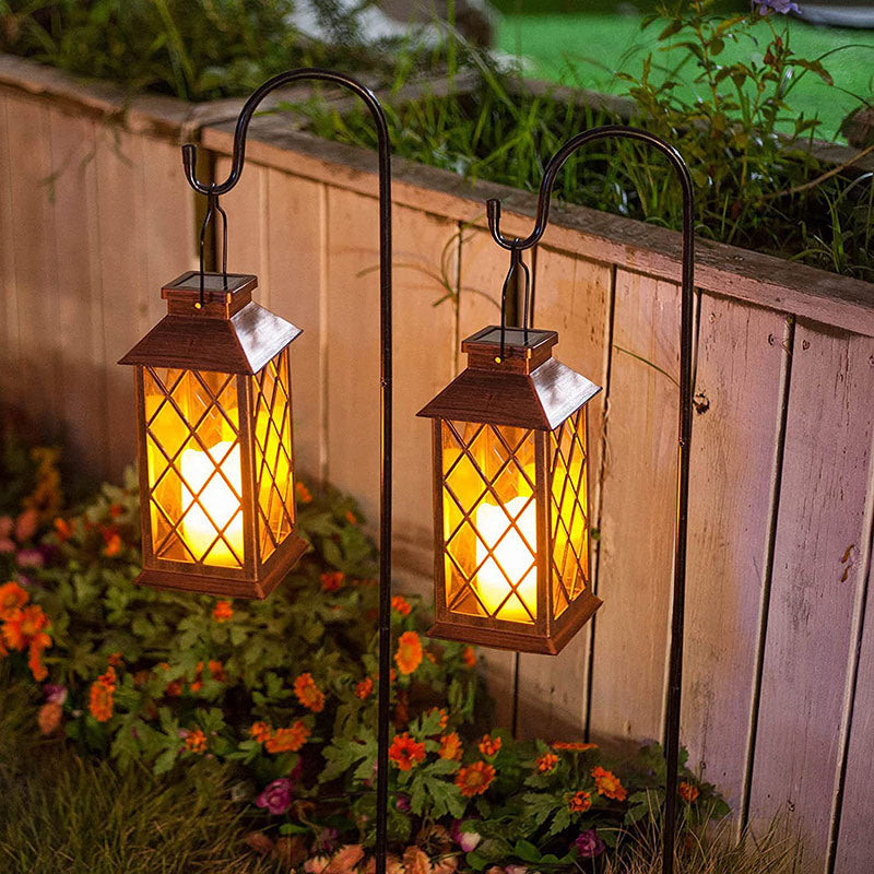 Traditional Vintage Solar Quadrangle Palace Light Iron Glass LED Outdoor Light For Garden Lumendat