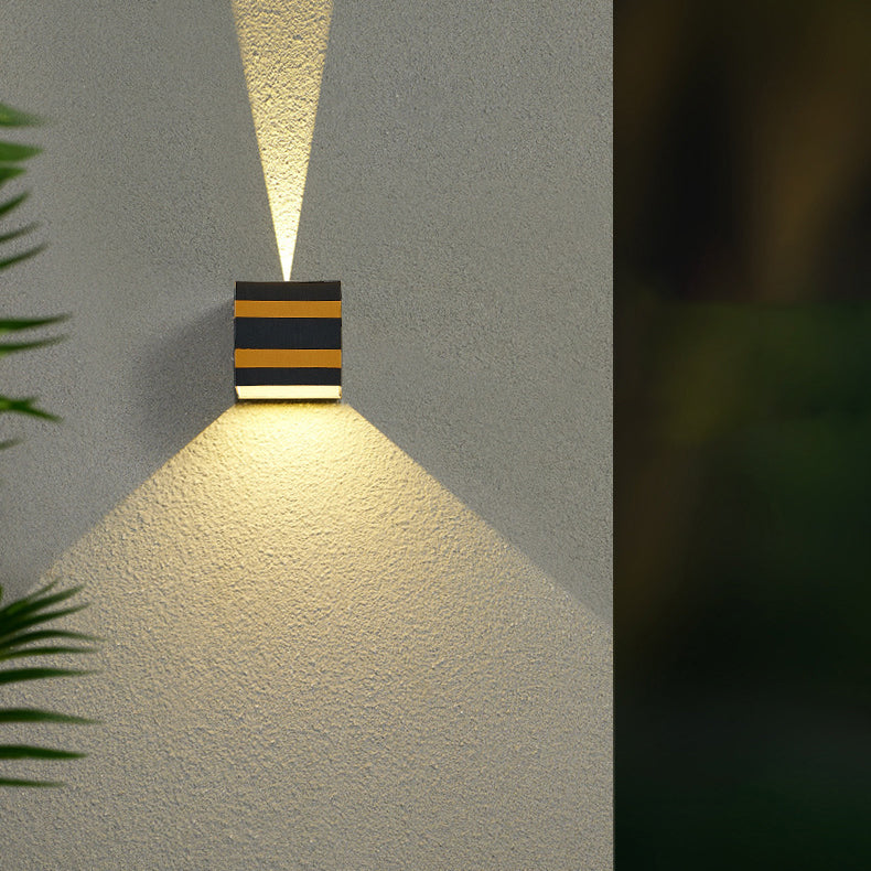 Outdoor Minimalist Square Cube Aluminum Waterproof LED Wall Sconce Lamp Lumendat