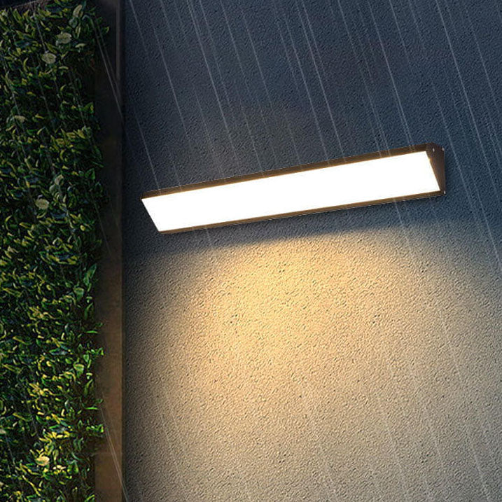 Modern Minimalist Outdoor Long Bar Aluminum Acrylic Waterproof LED Wall Sconce Lamp For Outdoor Lumendat