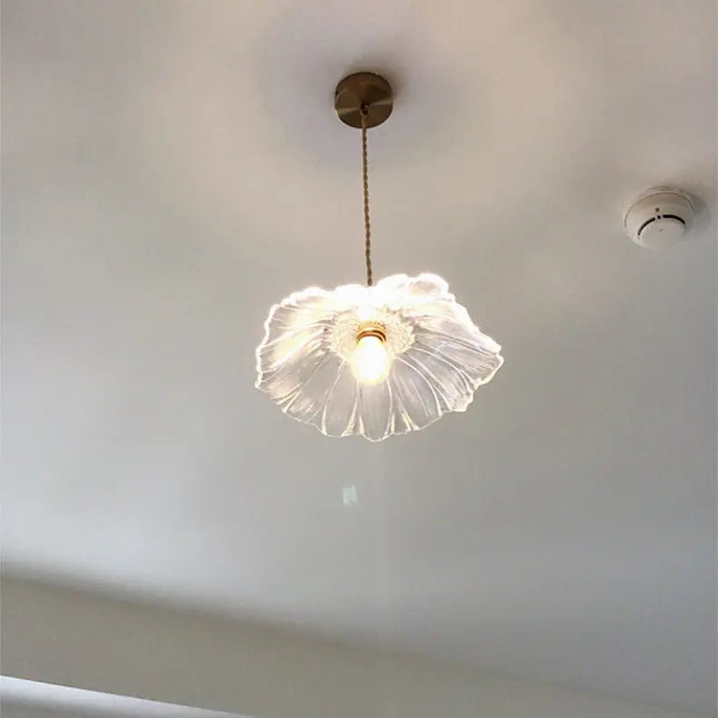 Traditional Vintage Lotus Leaf Glass Brass 1-light Pendant Light for Living Room BulbSquare