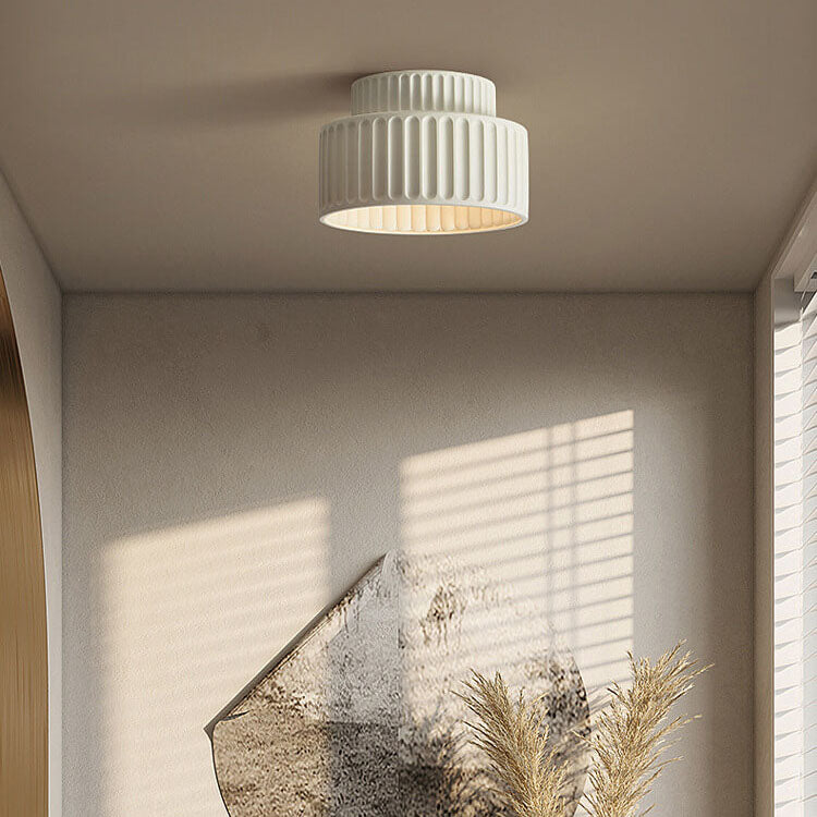 Contemporary Nordic Cream Style Hand Sculpted Stripes Resin Round 1-Light Flush Mount Ceiling Light For Entryway Lumendat