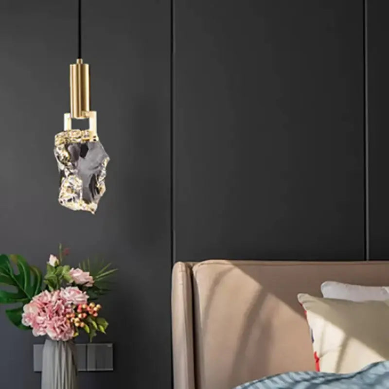 Modern Luxury Copper Irregular Crystal Stone LED Pendant Light for Living Room BulbSquare