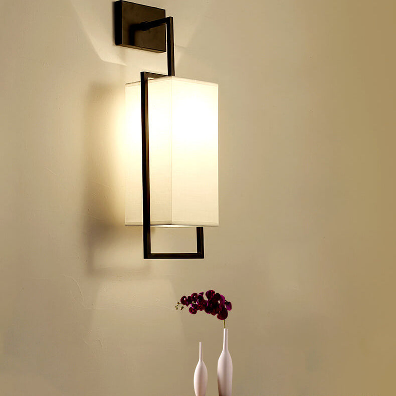 Traditional Chinese Square Fabric Iron Frame 1-Light Wall Sconce Lamp For Bedroom & Living Room Lumendat
