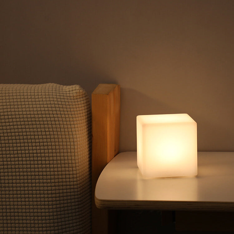 Creative Geometry PE Battery Remote Night Light Decorative Table Lamp Lumendat