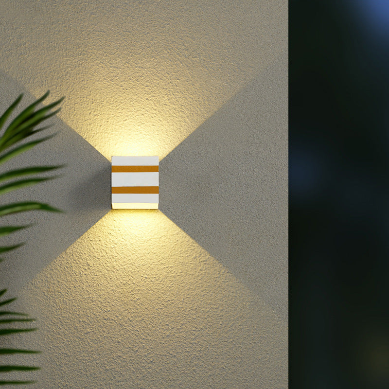 Outdoor Minimalist Square Cube Aluminum Waterproof LED Wall Sconce Lamp Lumendat
