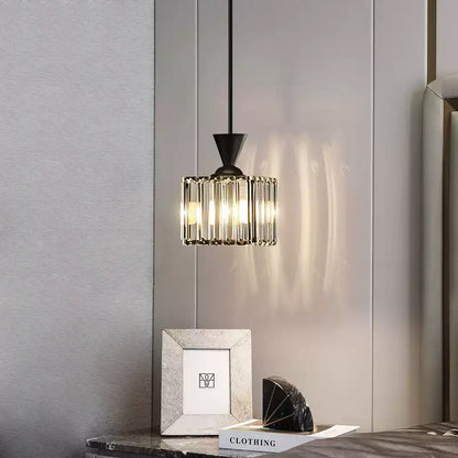 Contemporary Luxury Radiant Prismatic Clear Crystal Shade 1-light Pendant Light for Living Room