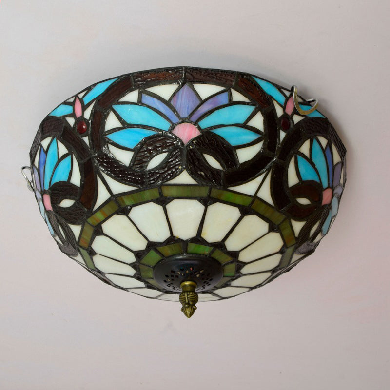 Traditional Tiffany Dome Iron Glass 2-light Flush Mount Light for Living Room