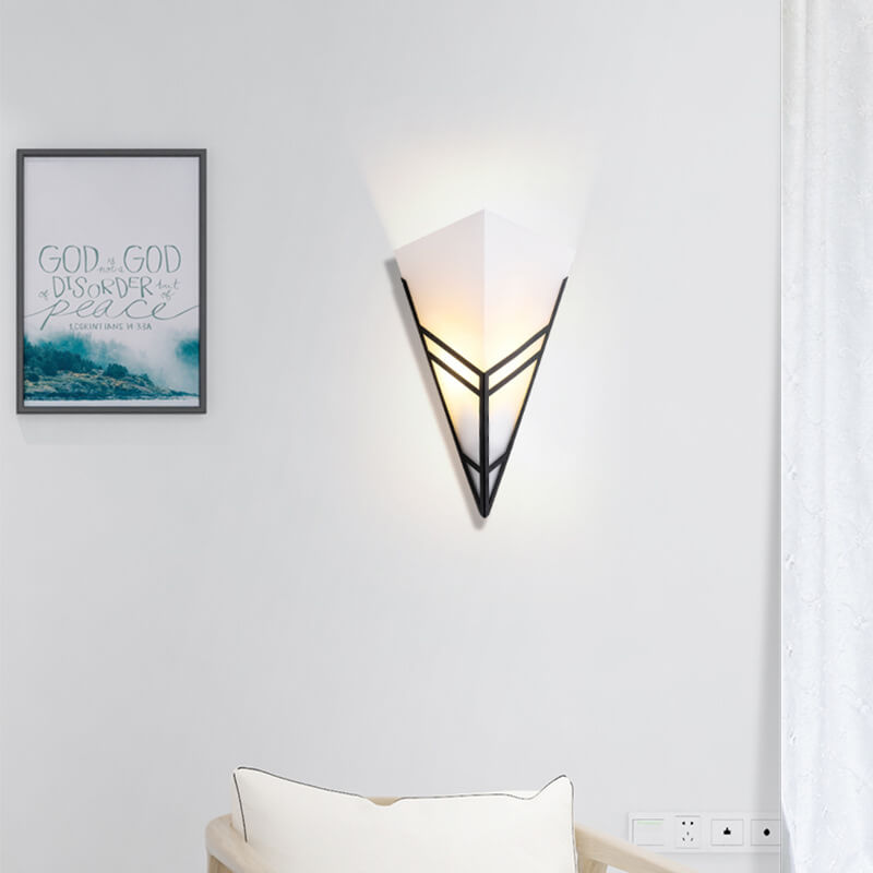 Nordic Creative Iron Triangles Geometry 1-Light Wall Sconce Lamp Lumendat