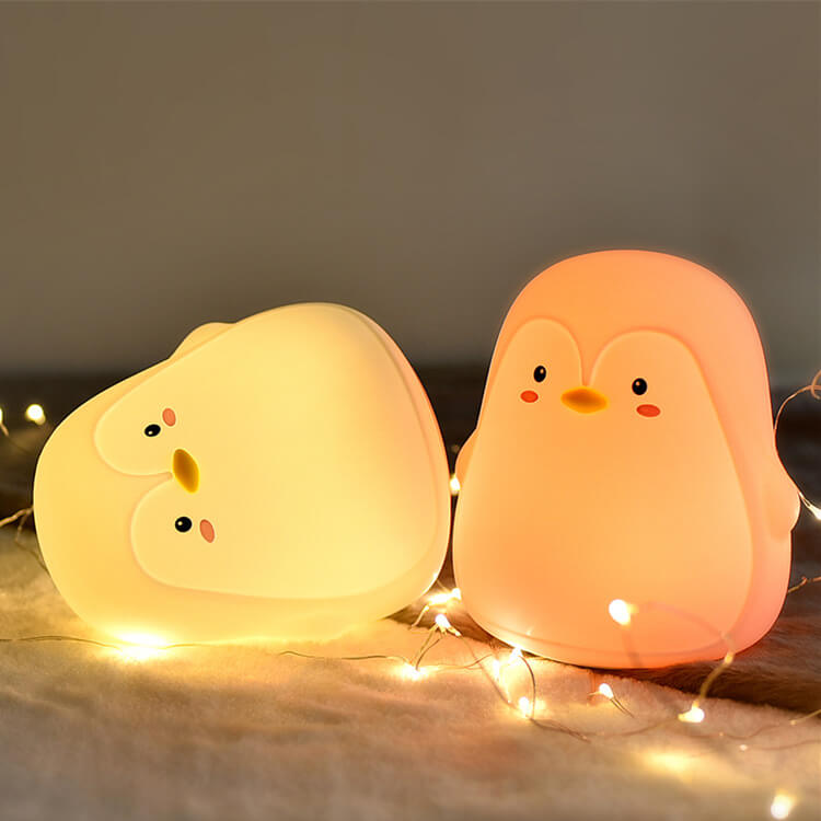 Lumendat Cartoon Penguin Silicone USB LED Kids Night Light Table Lamp Lumendat