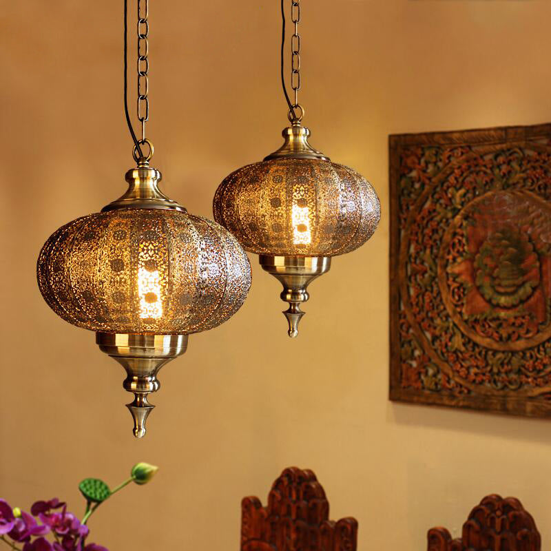 Traditional Colonial Lantern Iron 1-light Pendant Light for Living Room