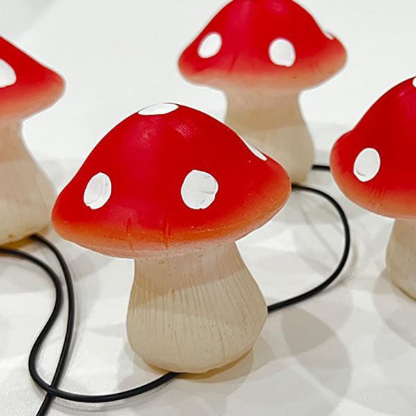 Modern Creative Mushroom Solar LED Outdoor Waterproof Garden Light String Lumendat