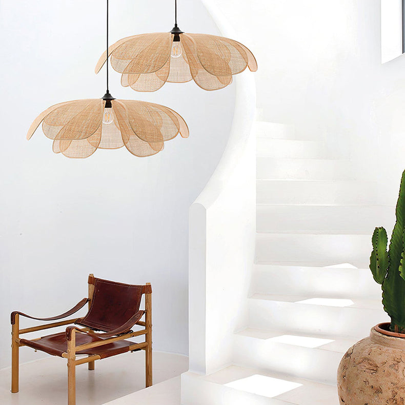 Traditional Japanese Rattan Weaving Petal Shape 1-light Pendant for Living Room