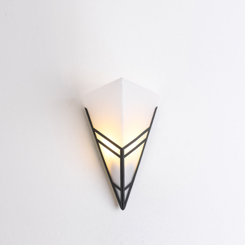 Nordic Creative Iron Triangles Geometry 1-Light Wall Sconce Lamp Lumendat