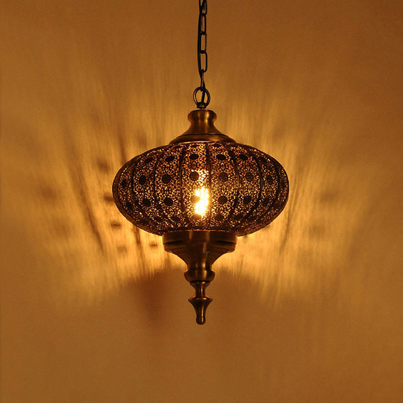 Traditional Colonial Lantern Iron 1-light Pendant Light for Living Room