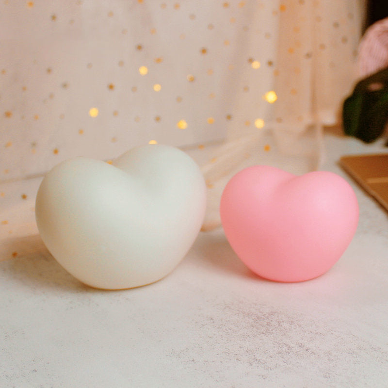 Contemporary Creative Rubber Coating Heart LED Night Light Table Lamp For Bedroom Lumendat