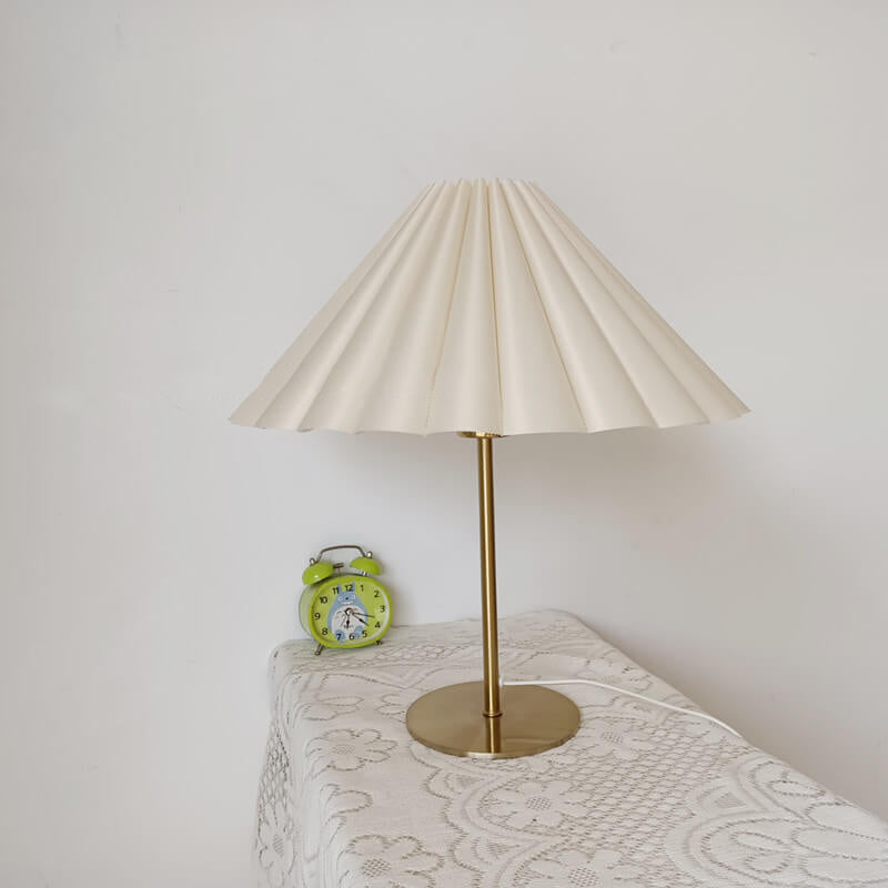 Retro Nostalgic Pleated Cloth Cover Umbrella Design 1-Light Table Lamp Lumendat