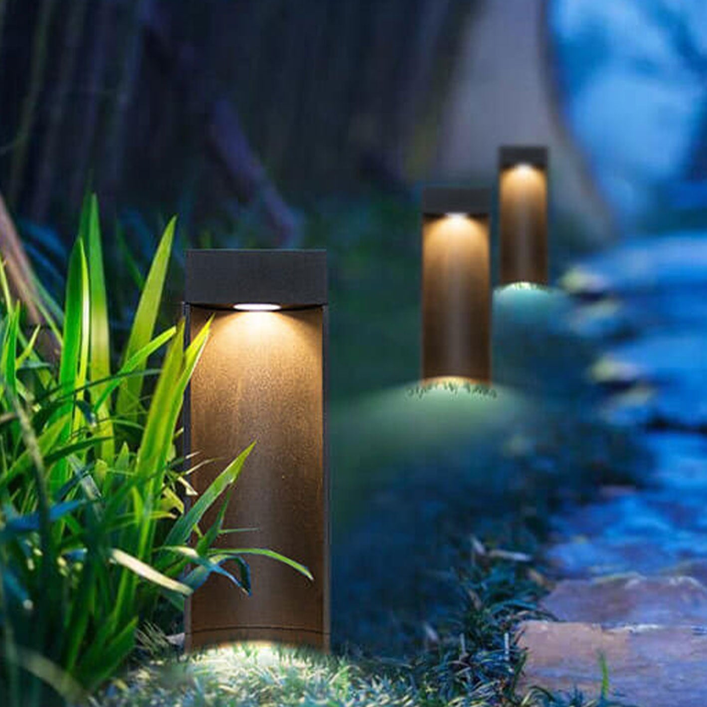 Simple Square Lawn Light Aluminum LED Outdoor Garden Path Lamp Lumendat
