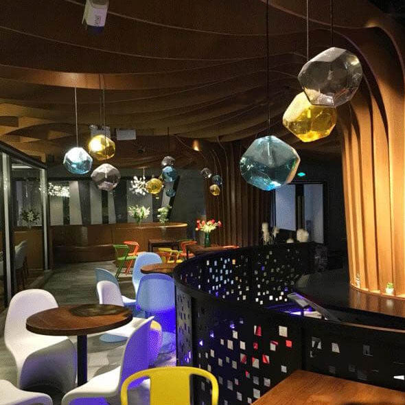 Modern Simplicity Irregular Shape Glass 1-light Pendant Light for Living Room BulbSquare