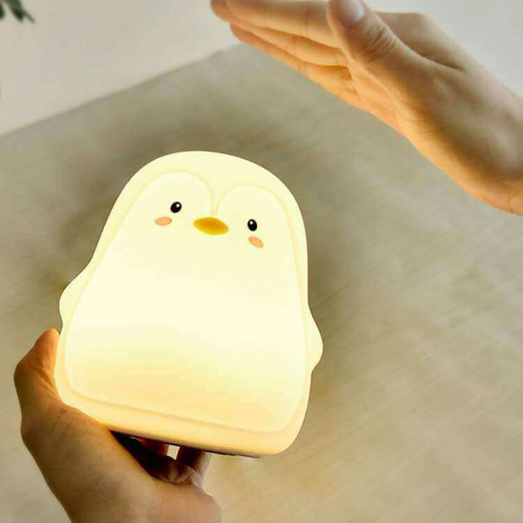 Lumendat Cartoon Penguin Silicone USB LED Kids Night Light Table Lamp Lumendat