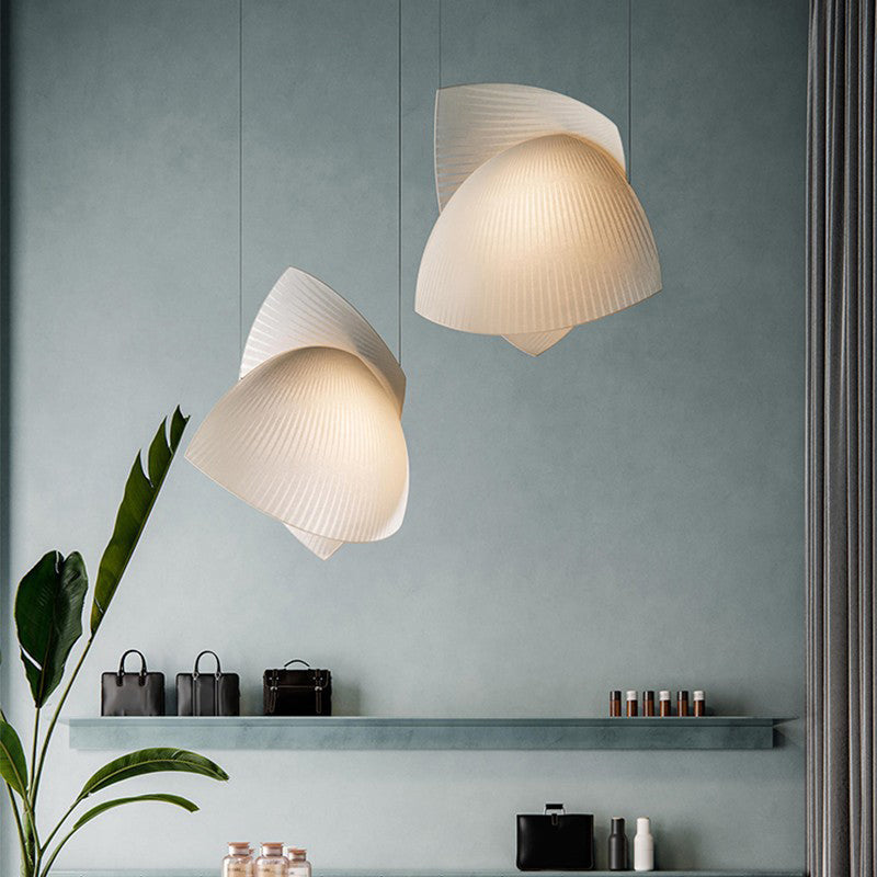 Contemporary Scandinavian Irregular Sail Fabric 3-light Pendant Light for Living Room