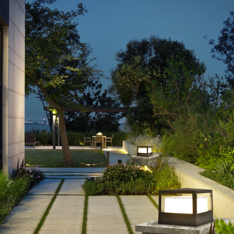 Industrial Waterproof Aluminum Cylinder LED Outdoor Lawn Landscape Light Lumendat
