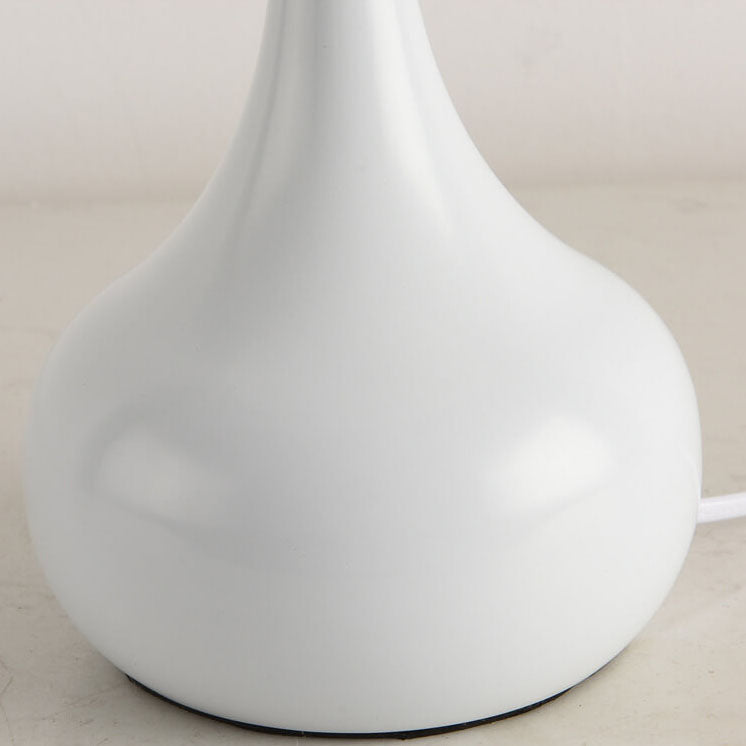 Nordic Vintage Pure Black White Iron Fabric 1-Light Table Lamp Lumendat