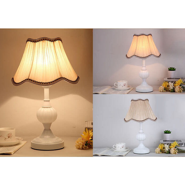 Nordic Vintage Floral Glass Fabric 1-Light Table Lamp Lumendat