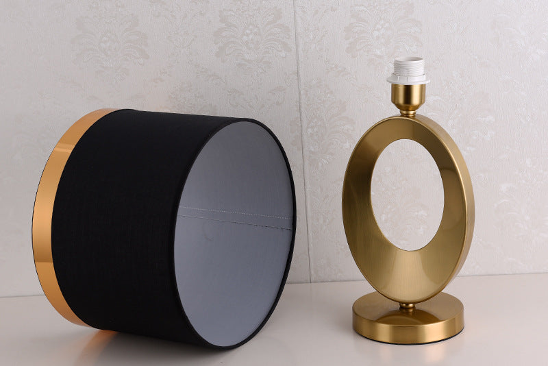 Modern Luxury Fabric Ring Base 1-Light Table Lamp Lumendat
