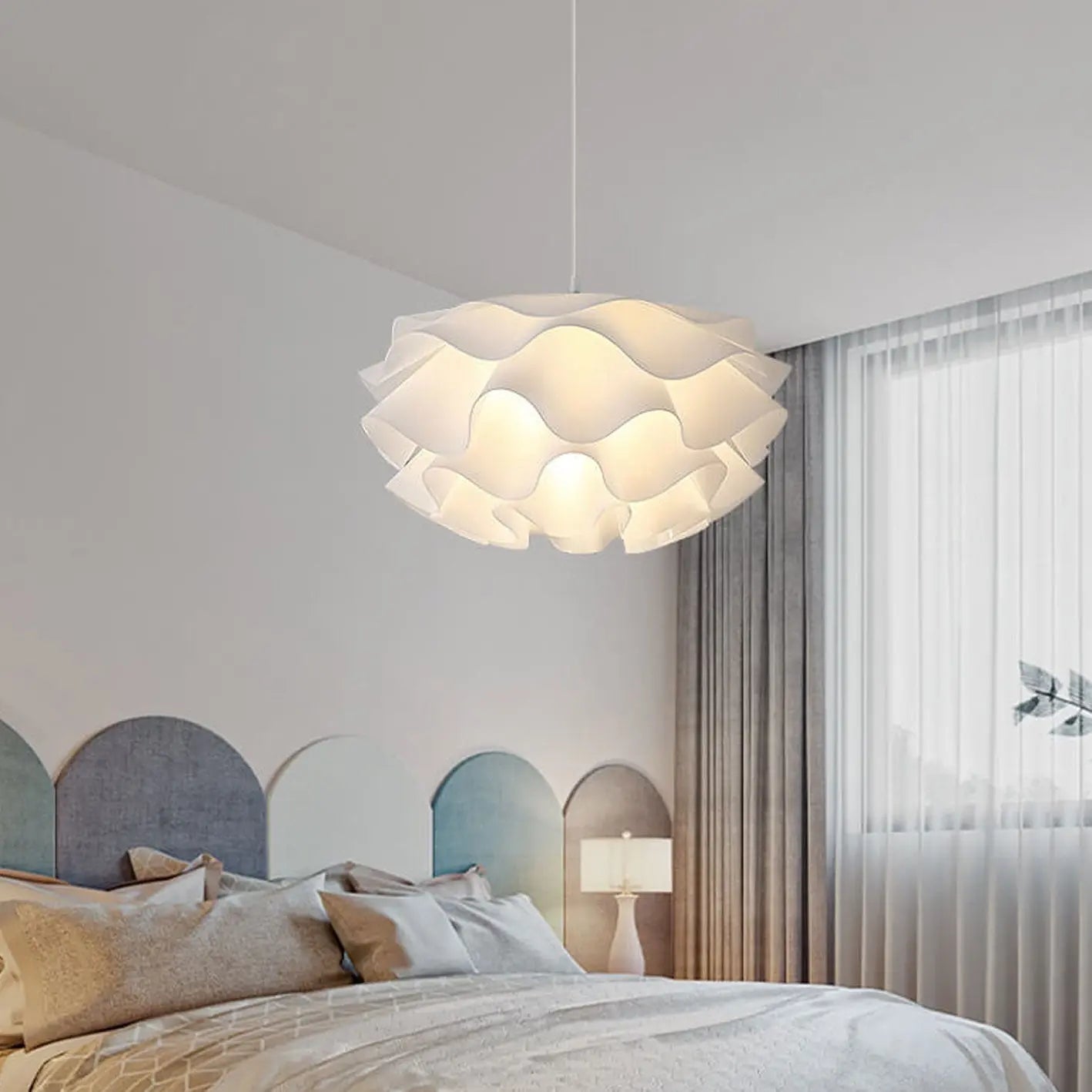 Modern Minimalist Iron Acrylic Floral Petal 1-light Pendant Light for Living Room Lumendat