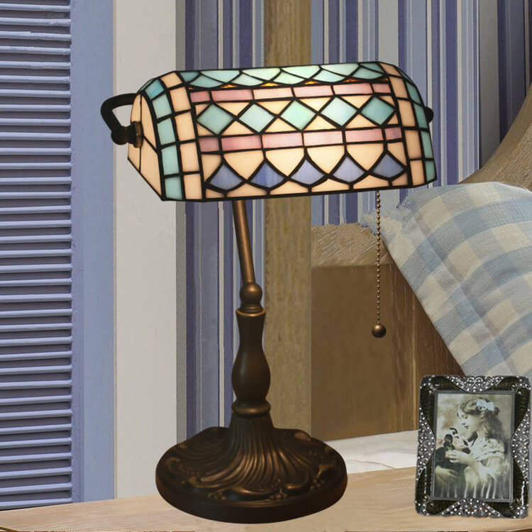 European Vintage Tiffany 1-Light Table Lamp Lumendat
