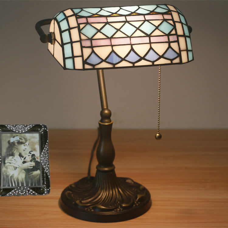 European Vintage Tiffany 1-Light Table Lamp Lumendat