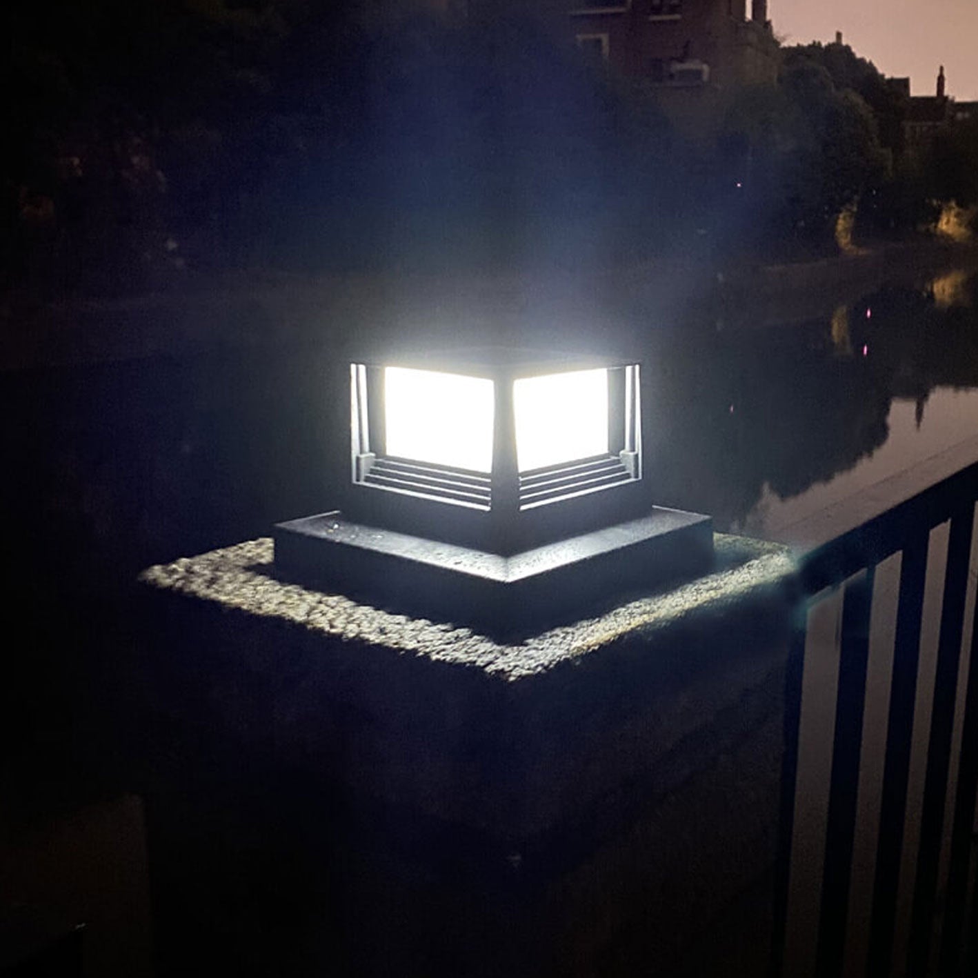 Outdoor Solar Pillar Head Light Square Pillar Head Light Garden Light Lumendat