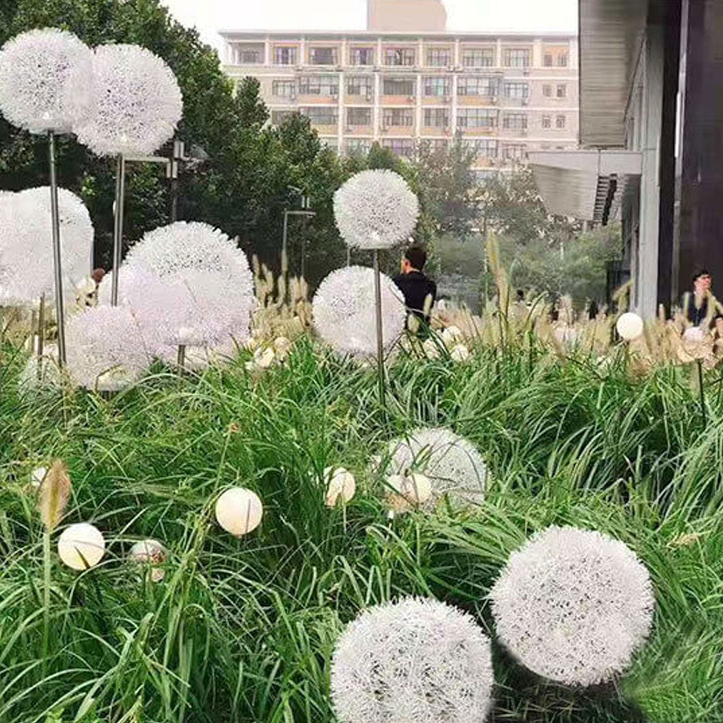 Solar Dandelion Aluminum Wire Globe Light LED Outdoor Waterproof Luminous Garden Insert Ground Landscape Light Lumendat