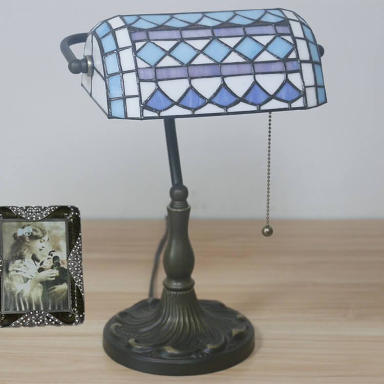 European Vintage Tiffany 1-Light Table Lamp Lumendat