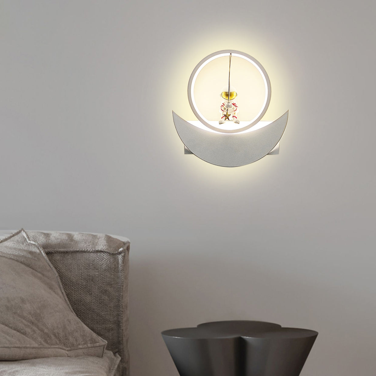 Lumendat Contemporary Creative Resin Space Astronaut Round Iron Aluminum Shade LED Kids Wall Sconce Lamp For Bedroom Lumendat