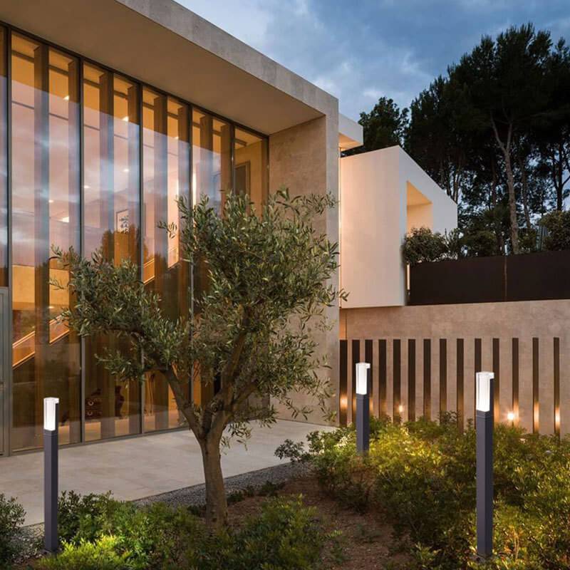 Lawn Light Column Acrylic LED Outdoor Waterproof Garden Light Lumendat