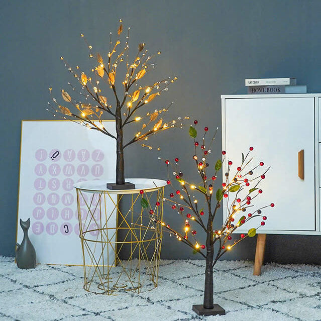 Red Fruits Pine Tree Light Small LED Battery Decoration Table Lamp Lumendat