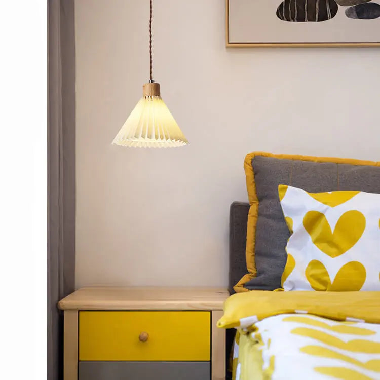 Nordic Minimalist Pleated Shade 1-light Pendant Light Lumendat