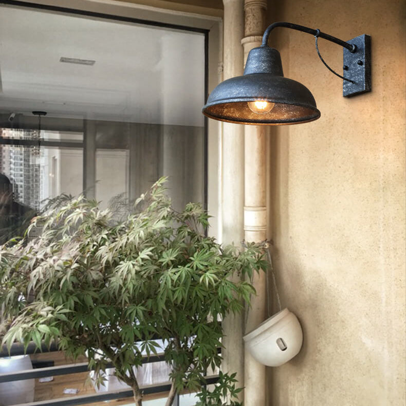 Vintage Iron Barn Waterproof Outdoor 1-Light Wall Sconce Lamp Lumendat