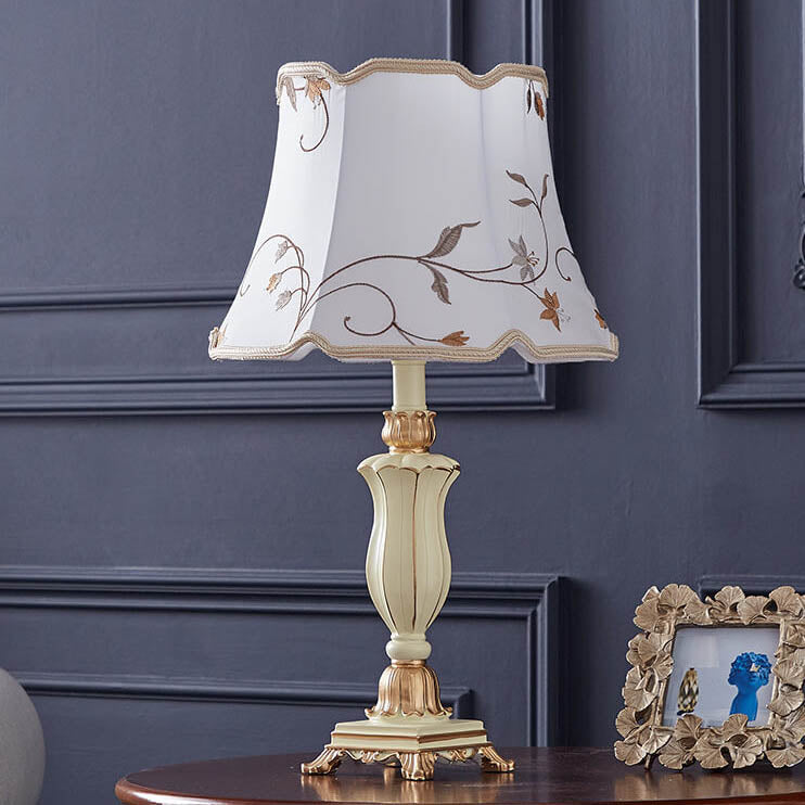 Round Fabric Resin Base Classical 1-Light Table Lamp Lumendat