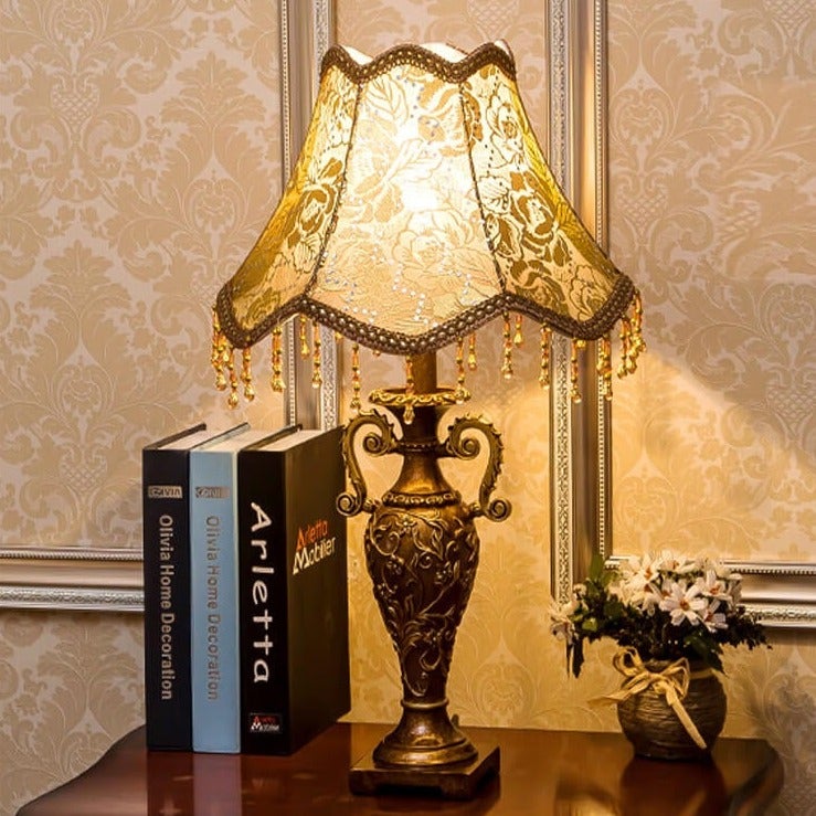 European Vintage Fabric Antique 1-Light Table Lamp Lumendat