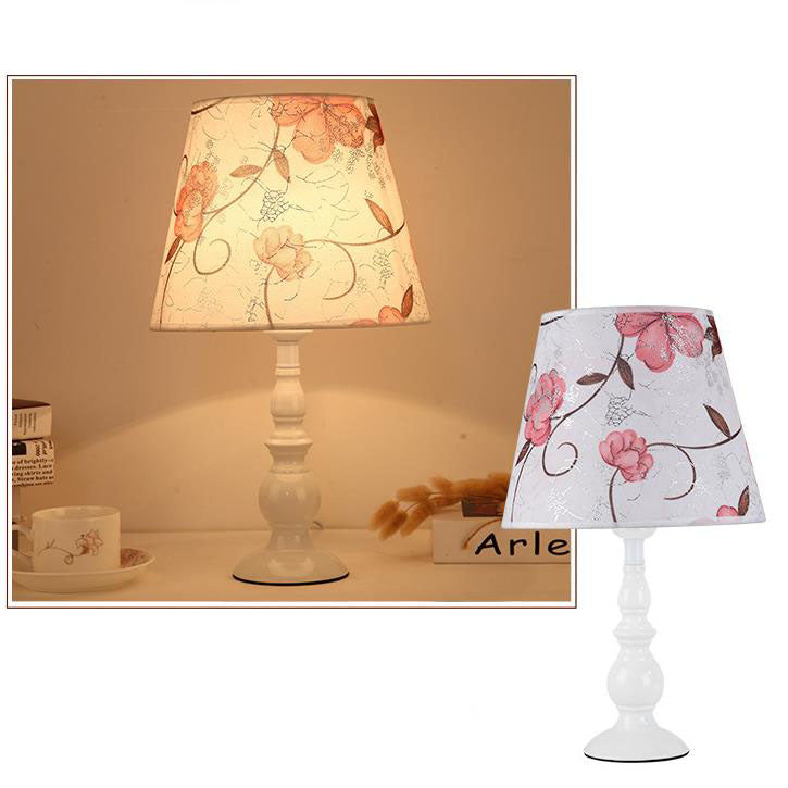 Modern Simple Floral Fabric Iron Vase Base 1-Light Table Lamp Lumendat