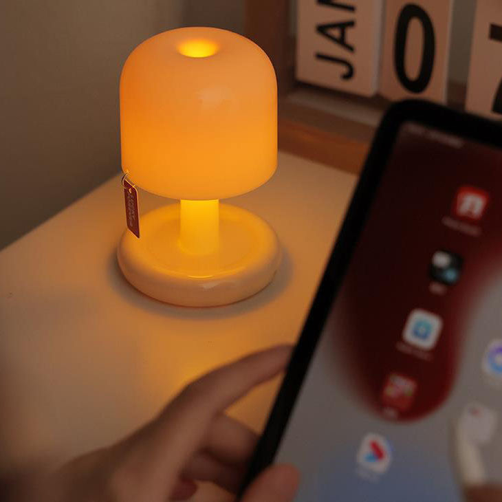 Modern Minimalist Decorative Mushroom Plastic USB LED Table Lamp Lumendat