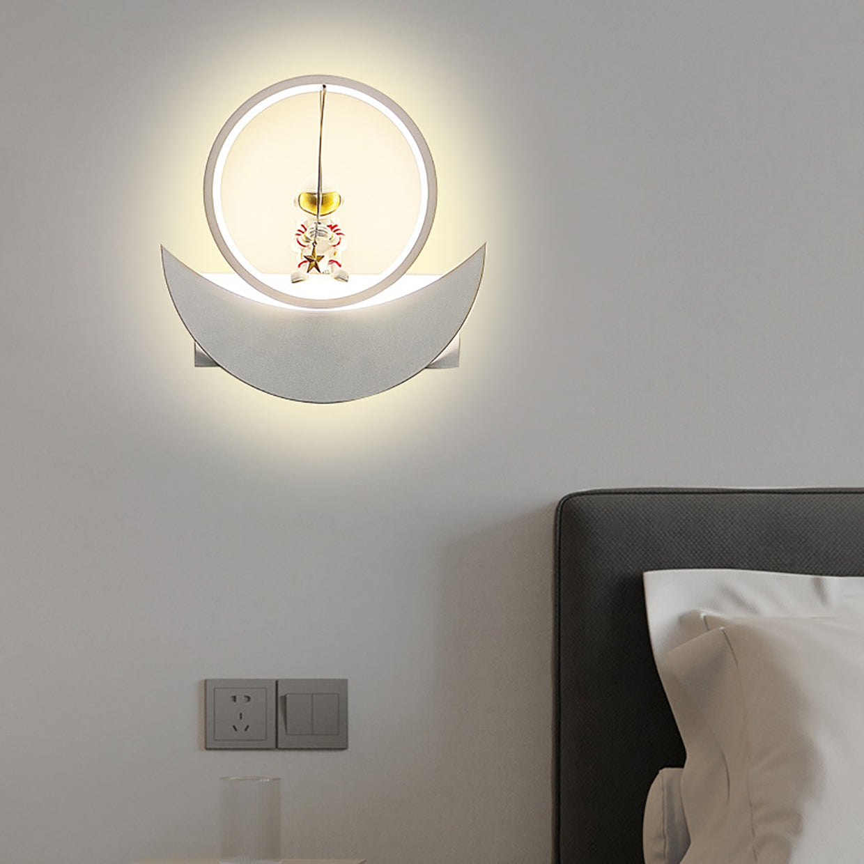 Lumendat Contemporary Creative Resin Space Astronaut Round Iron Aluminum Shade LED Kids Wall Sconce Lamp For Bedroom Lumendat
