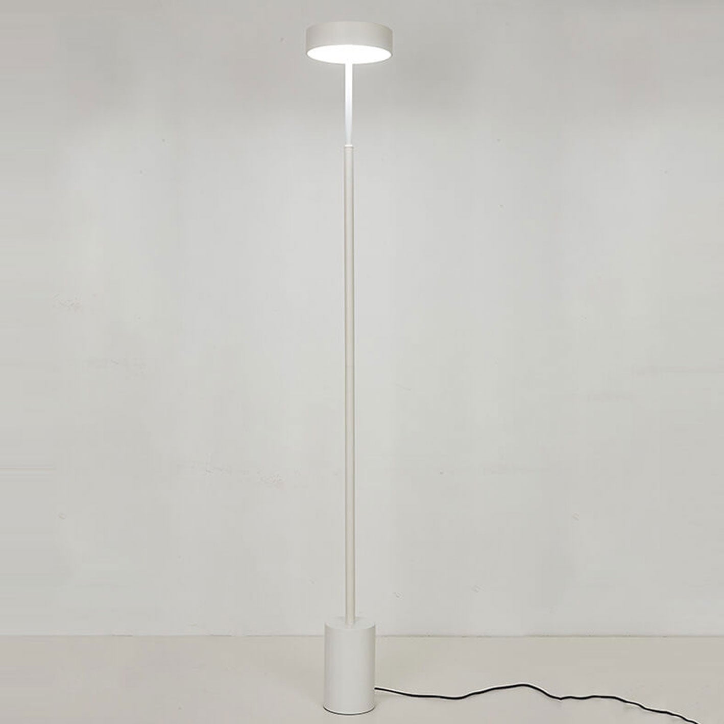 Nordic Minimalist Column LED Standing Floor Lamp Lumendat